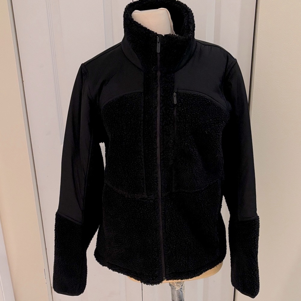 lululemon athletica full zip textured fleece jacket in size 10
